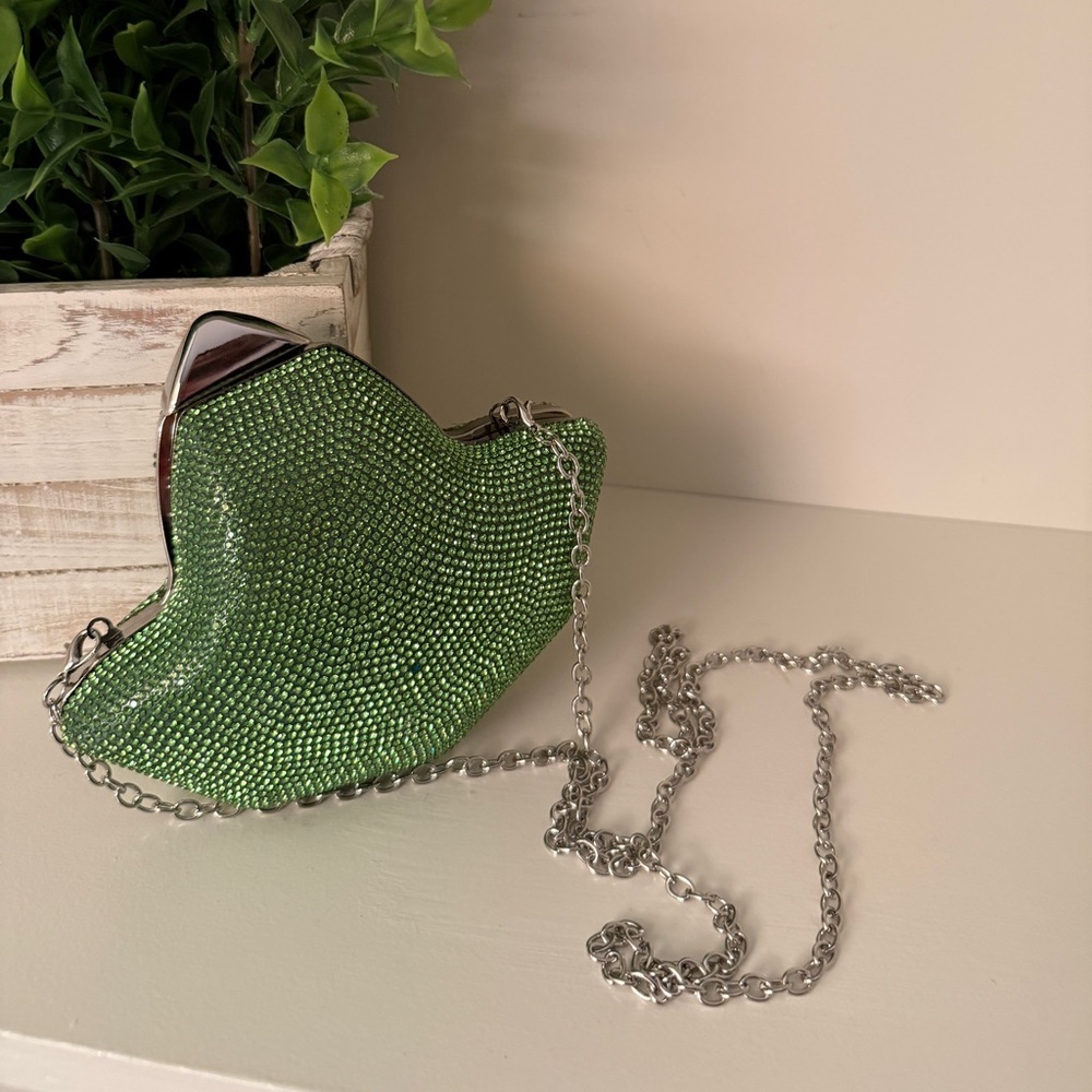 Rhinestone Ivy Leaf Elegant Clutch Evening Bag with Chain Strap for Formalwear - Picture 2 of 16